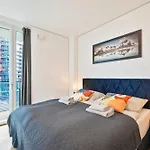 Vienna Sky Apartment I Rooftop Pool I Netflix
